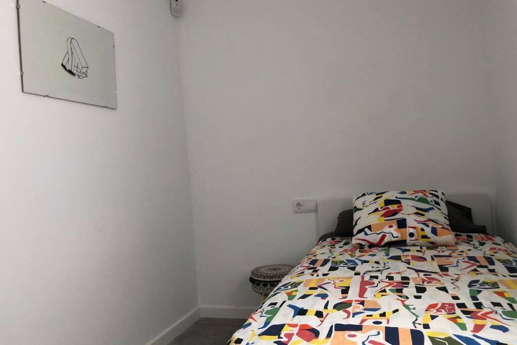 M3 Terrace. Cool Apartment 15 Min Center By Metro Esplugues de Llobregat Esterno foto