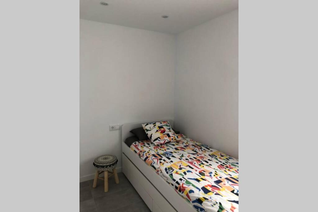 M3 Terrace. Cool Apartment 15 Min Center By Metro Esplugues de Llobregat Esterno foto