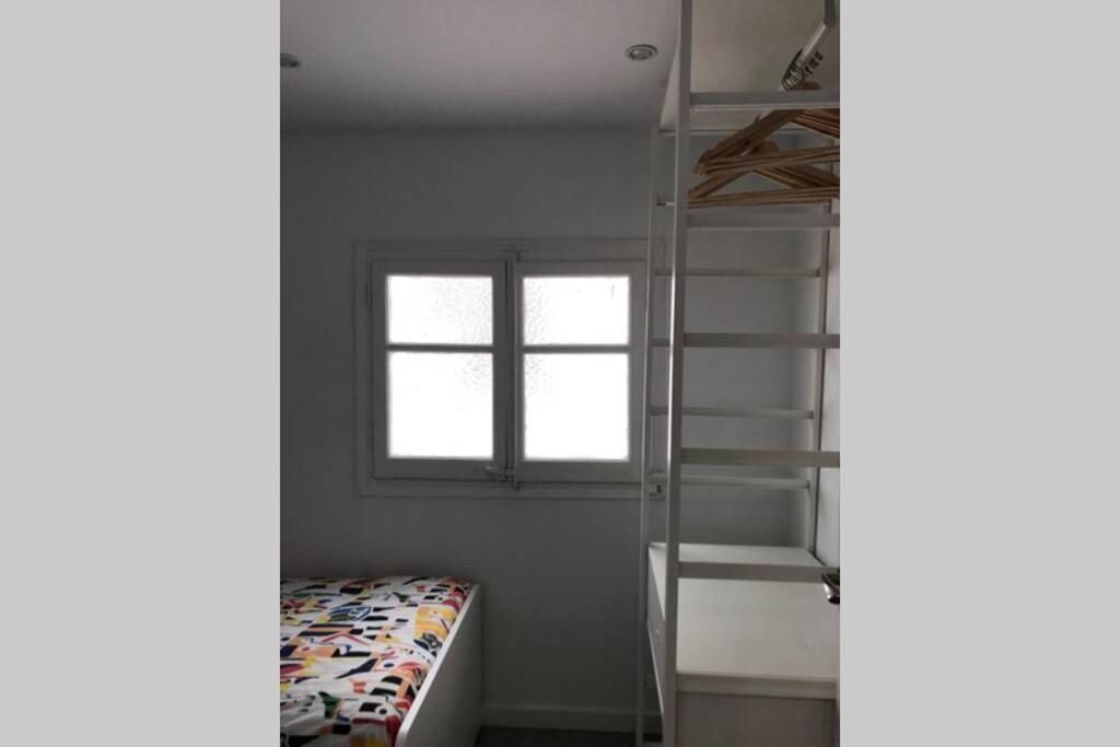 M3 Terrace. Cool Apartment 15 Min Center By Metro Esplugues de Llobregat Esterno foto
