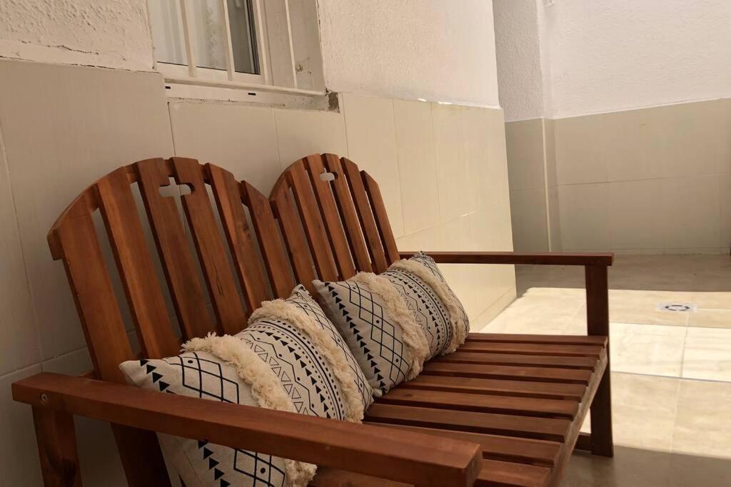 M3 Terrace. Cool Apartment 15 Min Center By Metro Esplugues de Llobregat Esterno foto